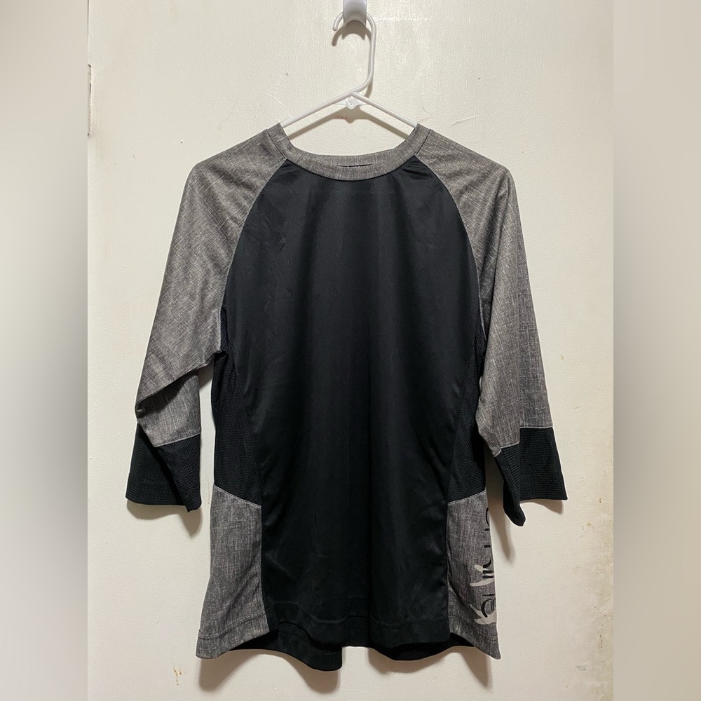 Dakine XL Kids 3/4 Sleeve performance MTB shirt.
